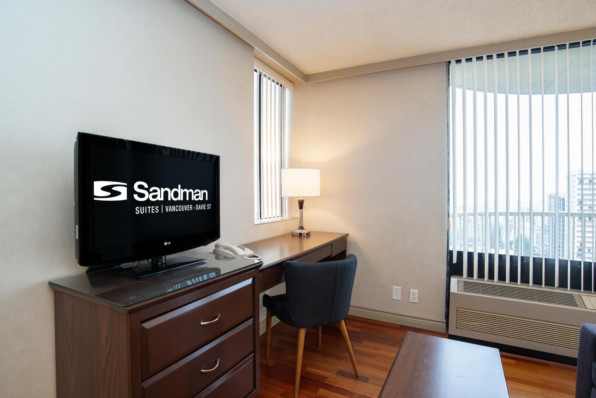 Sandman Suites Vancouver On Davie Экстерьер фото